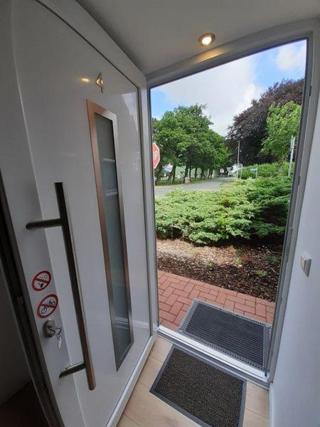 Kleines Doppelzimmer Mit Eigenem Bad Und Kuehlschrank, Frisch Saniert Friedrichskoog Kültér fotó